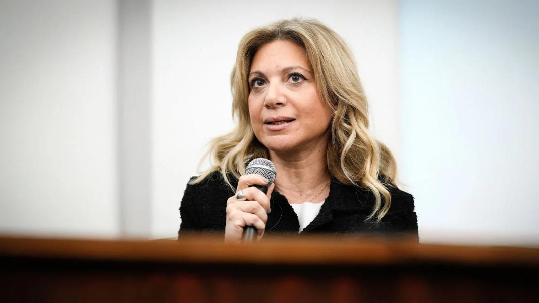 Μαρία Καρυστιανού: Εκτιμώ τον Φαραντούρη, αλλά ενεργοί πολιτικοί δεν μπορούν να ενταχθούν στο νέο κόμμα