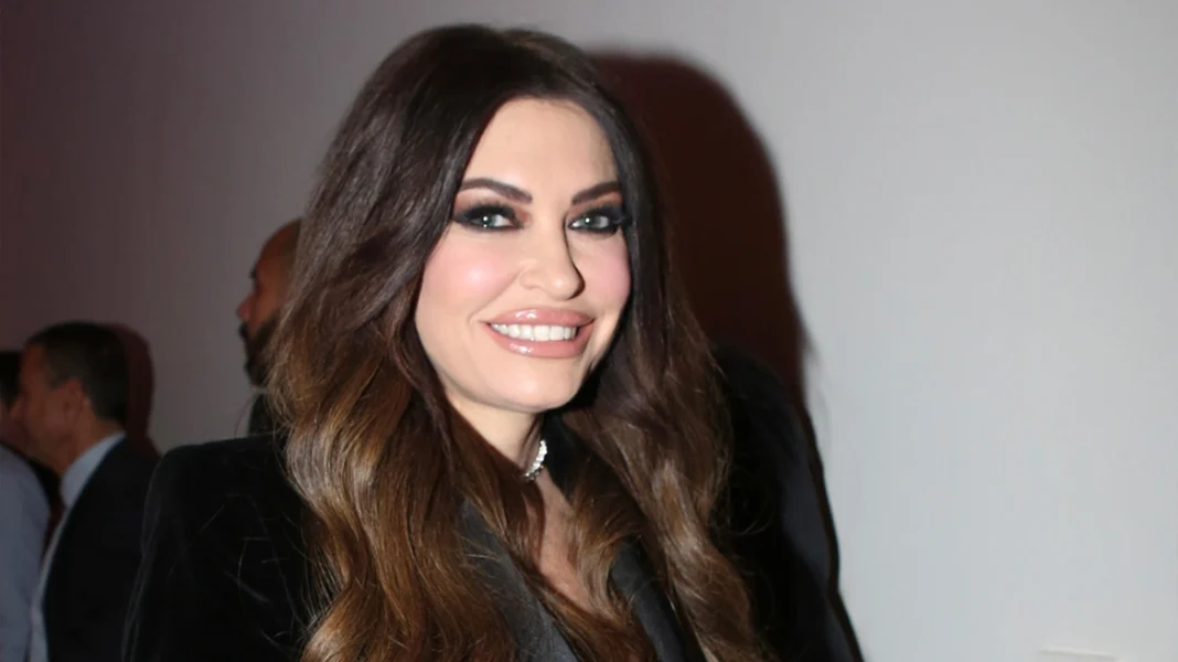 Κλειστή συνάντηση Κίμπερλι Γκίλφοϊλ με τις φαρμακευτικές εταιρείες στο Ελληνοαμερικανικό Εμπορικό Επιμελητήριο