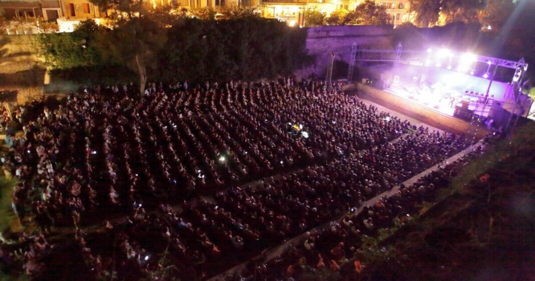 Δ.Ηρακλείου: Πρόσκληση σε σχολές χορού για παραστάσεις στο Κηποθέατρο «Νίκος Καζαντζάκης»