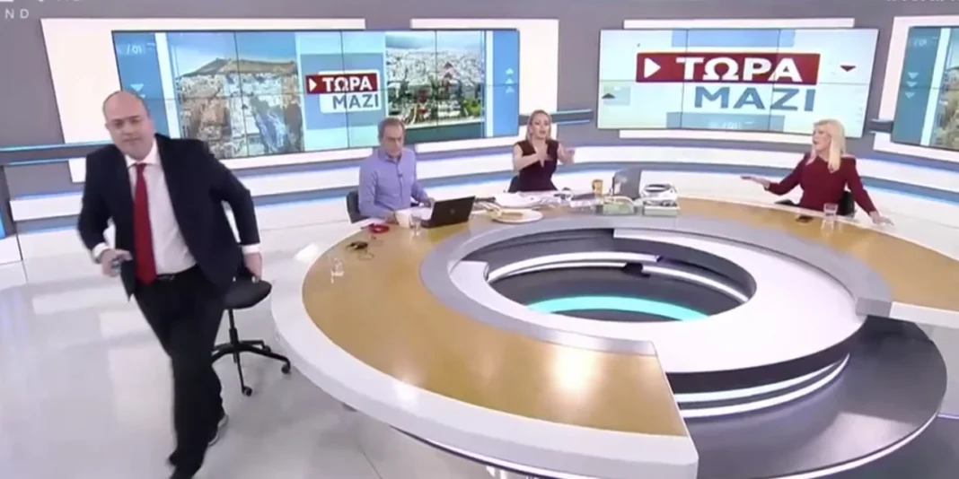 Άγριο επεισόδιο on air με φόντο την Καρυστιανού: Η Τζάκρη μίλησε για «αλητεία» και ο Λαζαρίδης έφυγε από το στούντιο