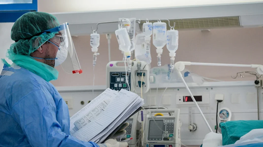 Αγωνία για τον 16χρονο που τραυματίστηκε από εκπυρσοκρότηση καραμπίνας στην Πρέβεζα