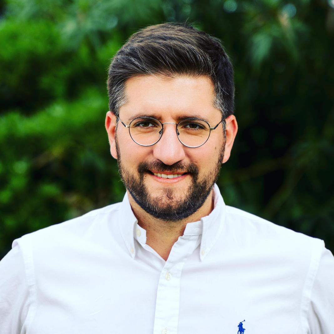 Ανασχηματισμός στον Δήμο Μαλεβιζίου: Αυτές είναι οι αλλαγές που ανακοίνωσε ο Μενέλαος Μποκέας