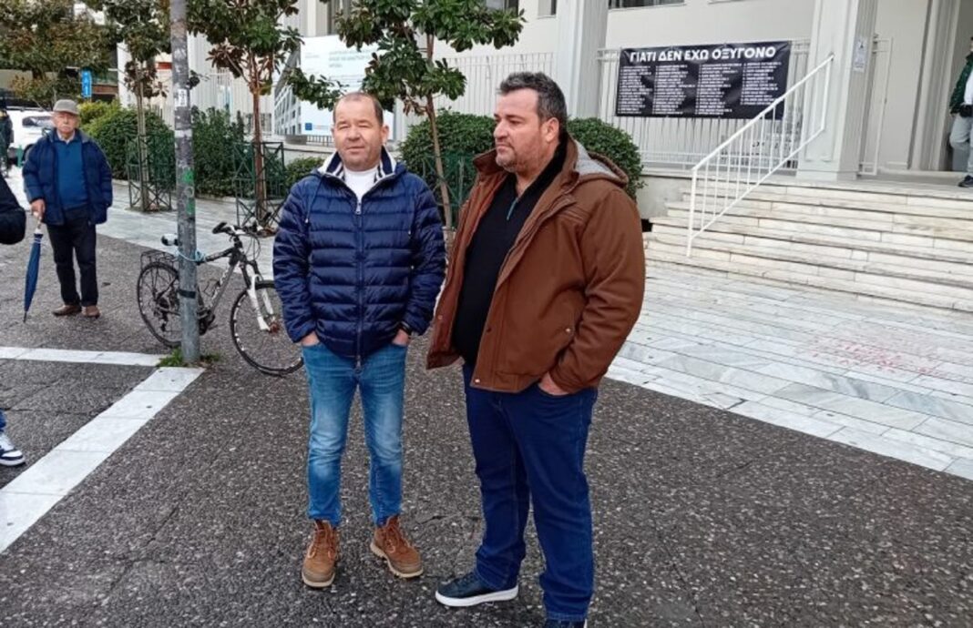 Μπλόκο Νίκαιας: Μηνύσεις απο τους αγρότες για τις φθορές στα τρακτέρ τους