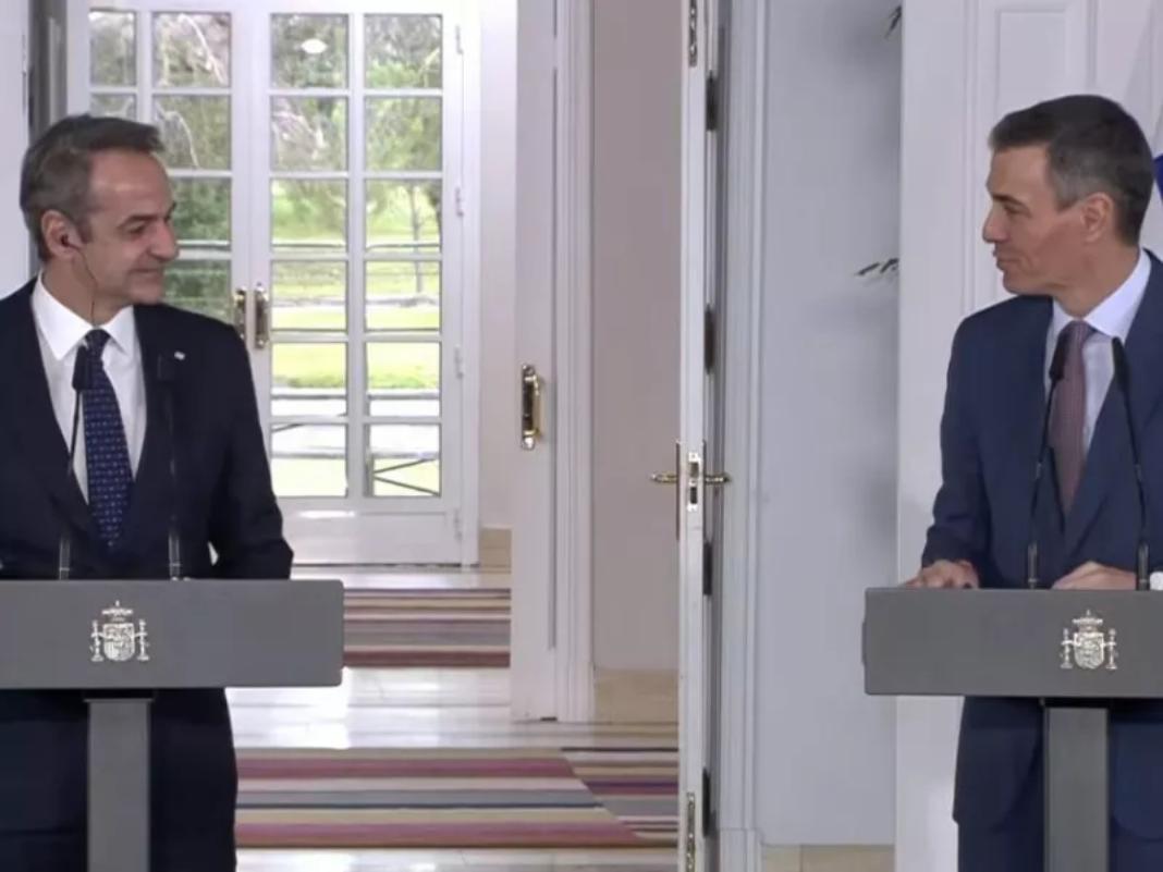 Κοινές δηλώσεις Μητσοτάκη – Σάντσεθ: Η Ελλάδα πέρασε από την κρίση του ευρώ, στο να προεδρεύει στο Eurogroup