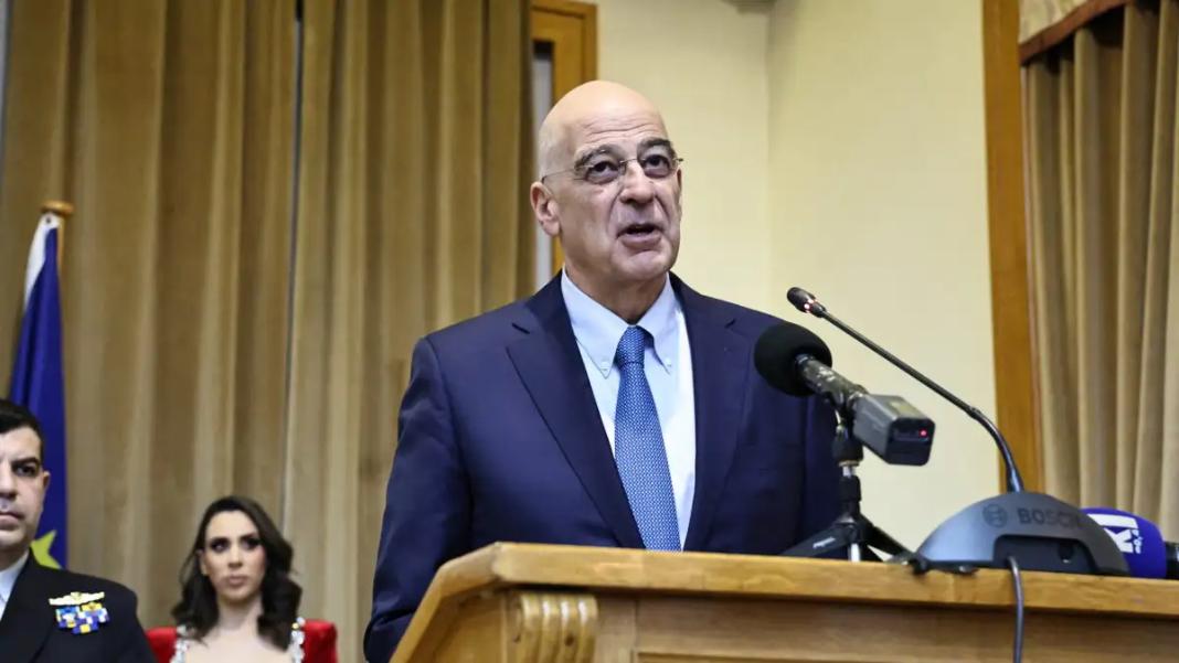 Τουρκία: Η Hurriyet κάνει λόγο για προκλήσεις της Ελλάδας μετά τις δηλώσεις Δένδια για τα 12 μίλια