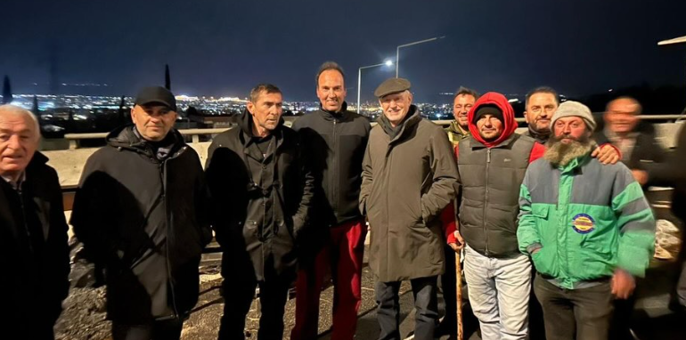 Επανεμφάνιση Γιώργου Παπανδρέου στα…μπλόκα