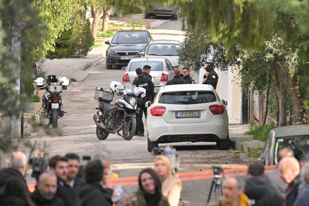 Ενώπιον του ανακριτή οδηγείται σήμερα ο 46χρονος πατροκτόνος της Γλυφάδας