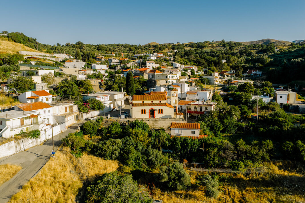 Την Κυριακή, παρουσία Λιβάνιου – Κεφαλογιάννη, τα εγκαίνια των κοινωνικών κατοικιών στον δήμο Αγ. Βασιλείου