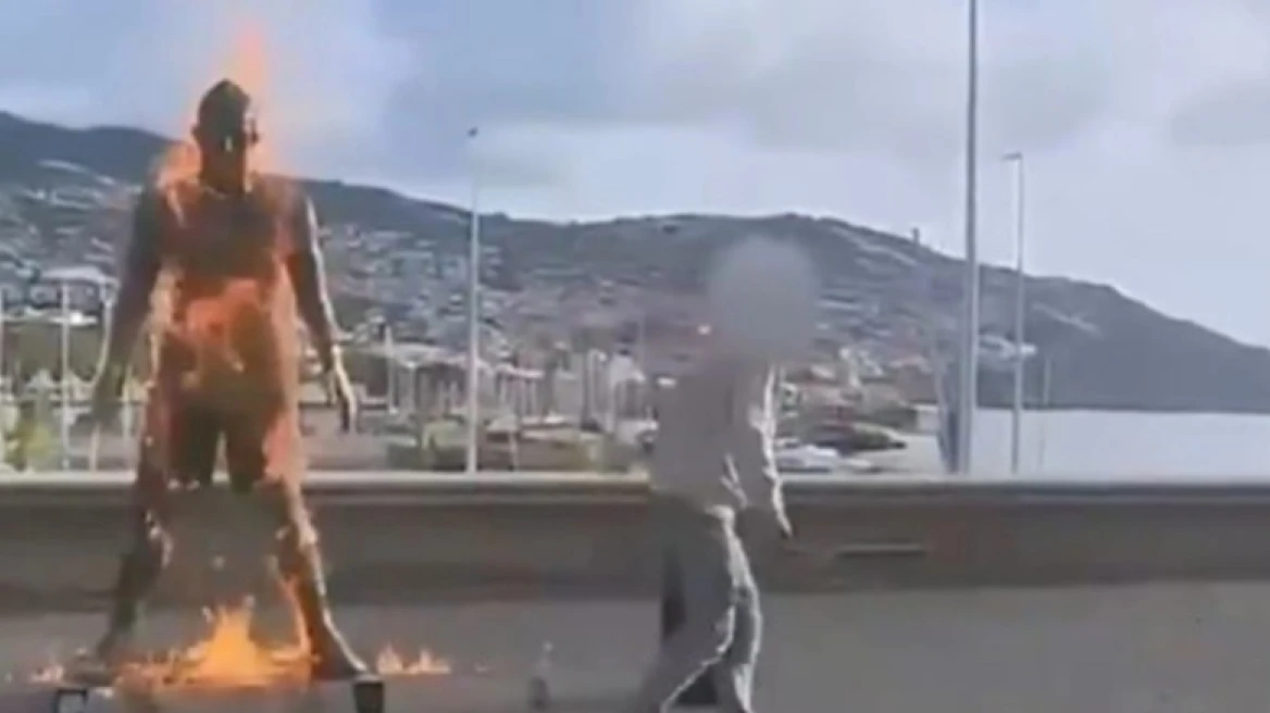 Άνδρας έβαλε φωτιά στο άγαλμα του Ρονάλντο στη Μαδέρα