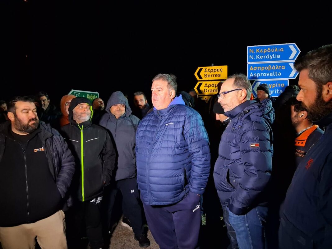 Σέρρες: Ώρα αποφάσεων για τους αγρότες στο μπλόκο