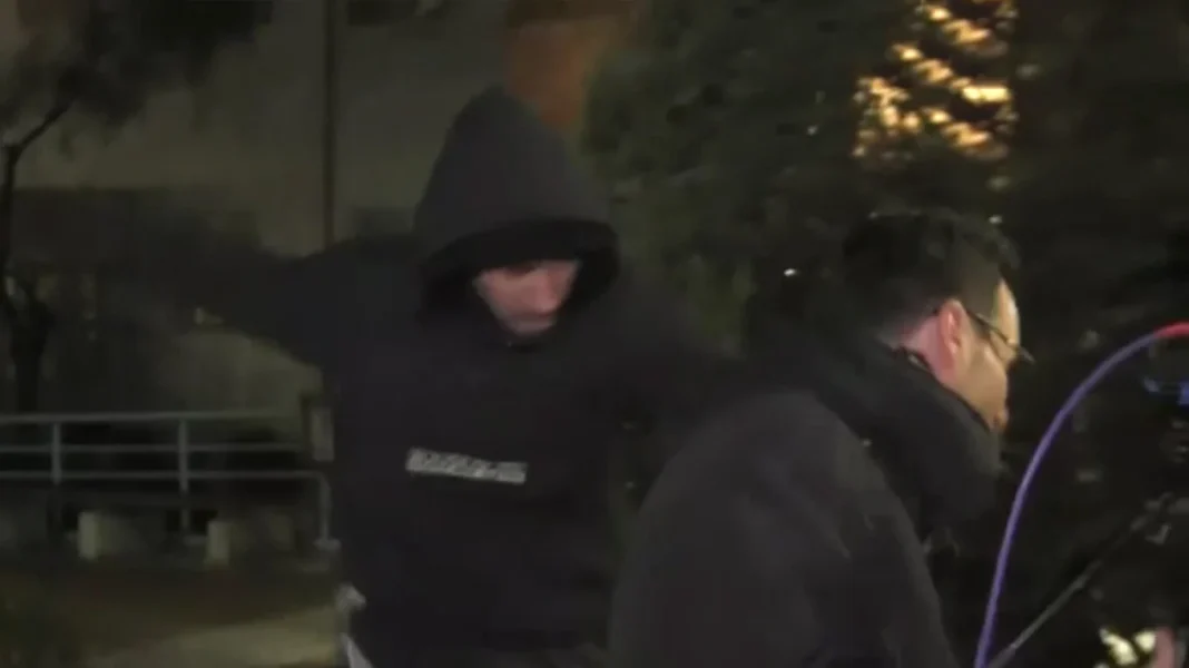 Οπερατέρ του STAR δέχτηκε επίθεση σε ζωντανή μετάδοση έξω από το «Παπαγεωργίου»