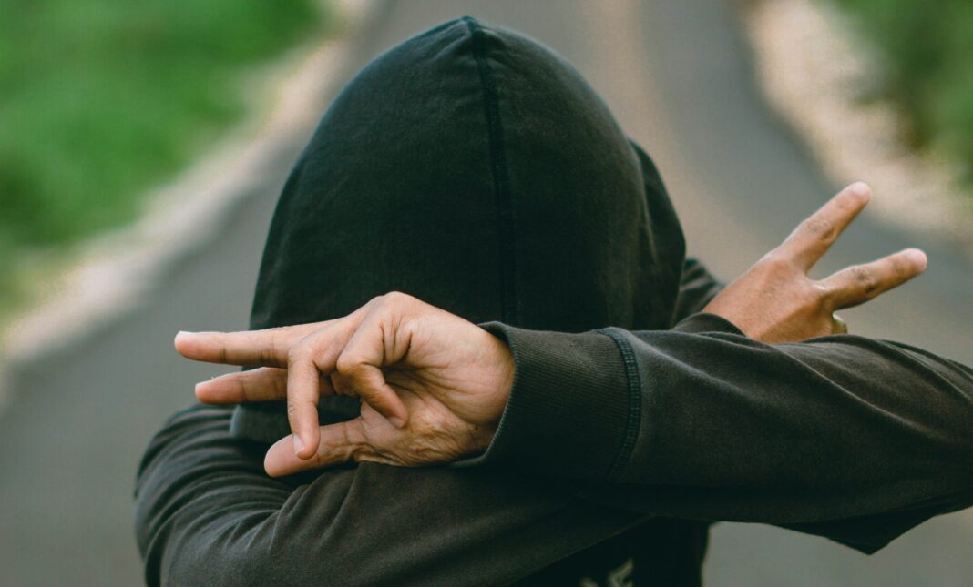 Explainer: Γιατί οι έφηβοι γίνονται πιο βίαιοι;