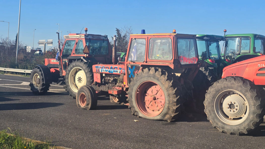 Μαρινάκης: Ντροπή να τραμπουκίζονται αγρότες επειδή συνάντησαν τον πρωθυπουργό