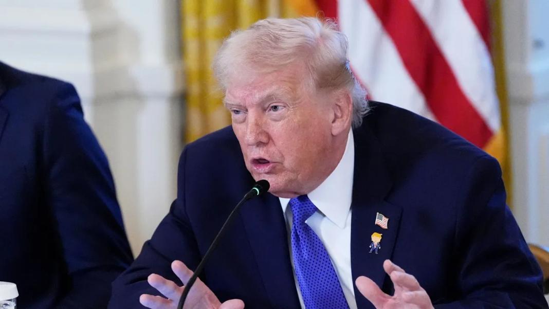 Ο Τραμπ απειλεί να στείλει στρατό στη Μινεσότα χρησιμοποιώντας τον νόμο περί Εξέγερσης