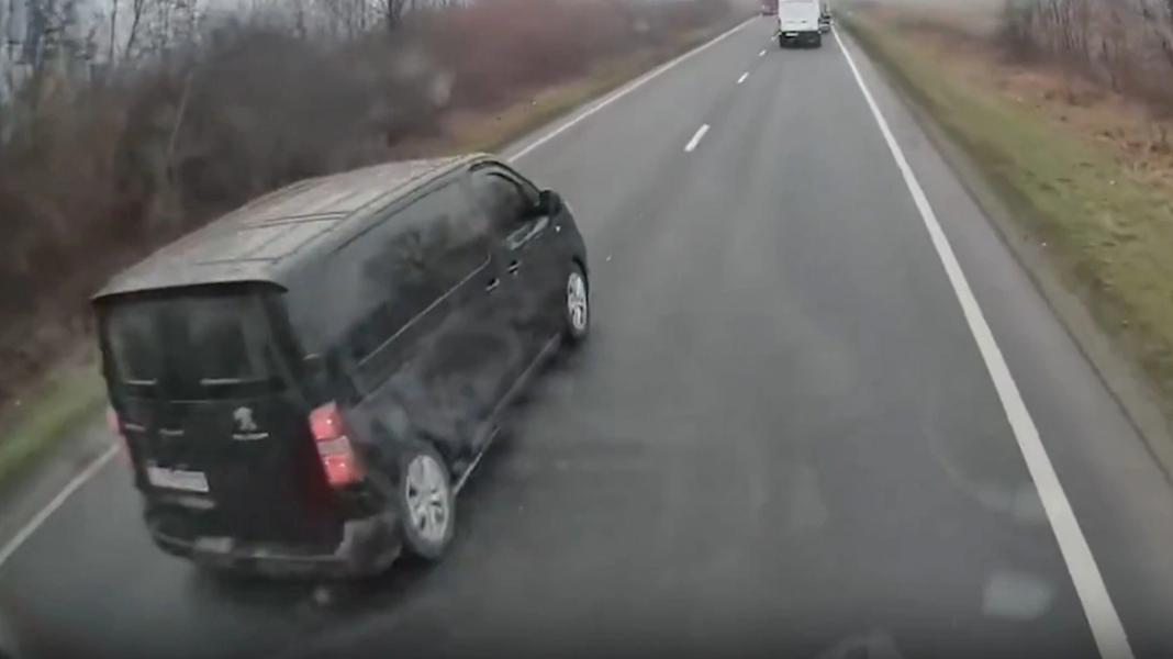 Πολύνεκρο τροχαίο στη Ρουμανία: Με ειδικά διαμορφωμένο αεροσκάφος μεταφέρονται αύριο στην Ελλάδα οι τραυματίες