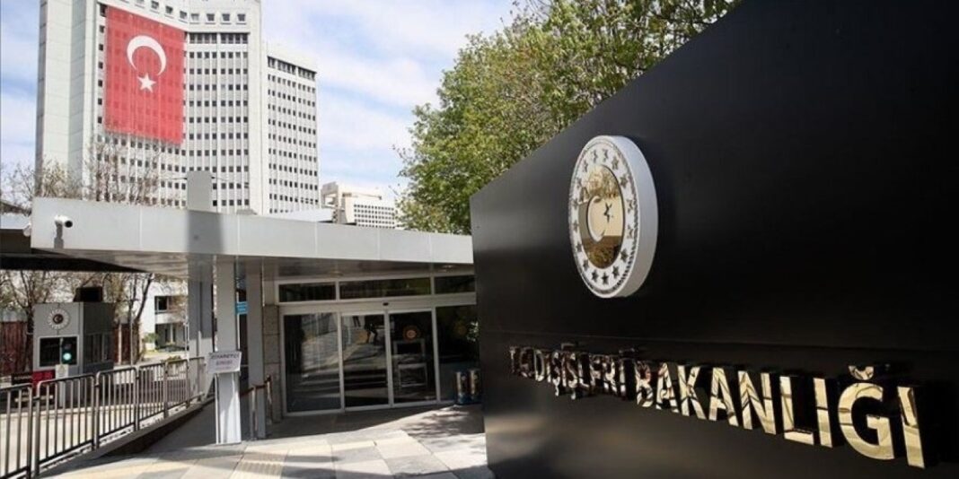 Για «τουρκική μειονότητα» στη Δυτική Θράκη μιλάει πάλι η Άγκυρα