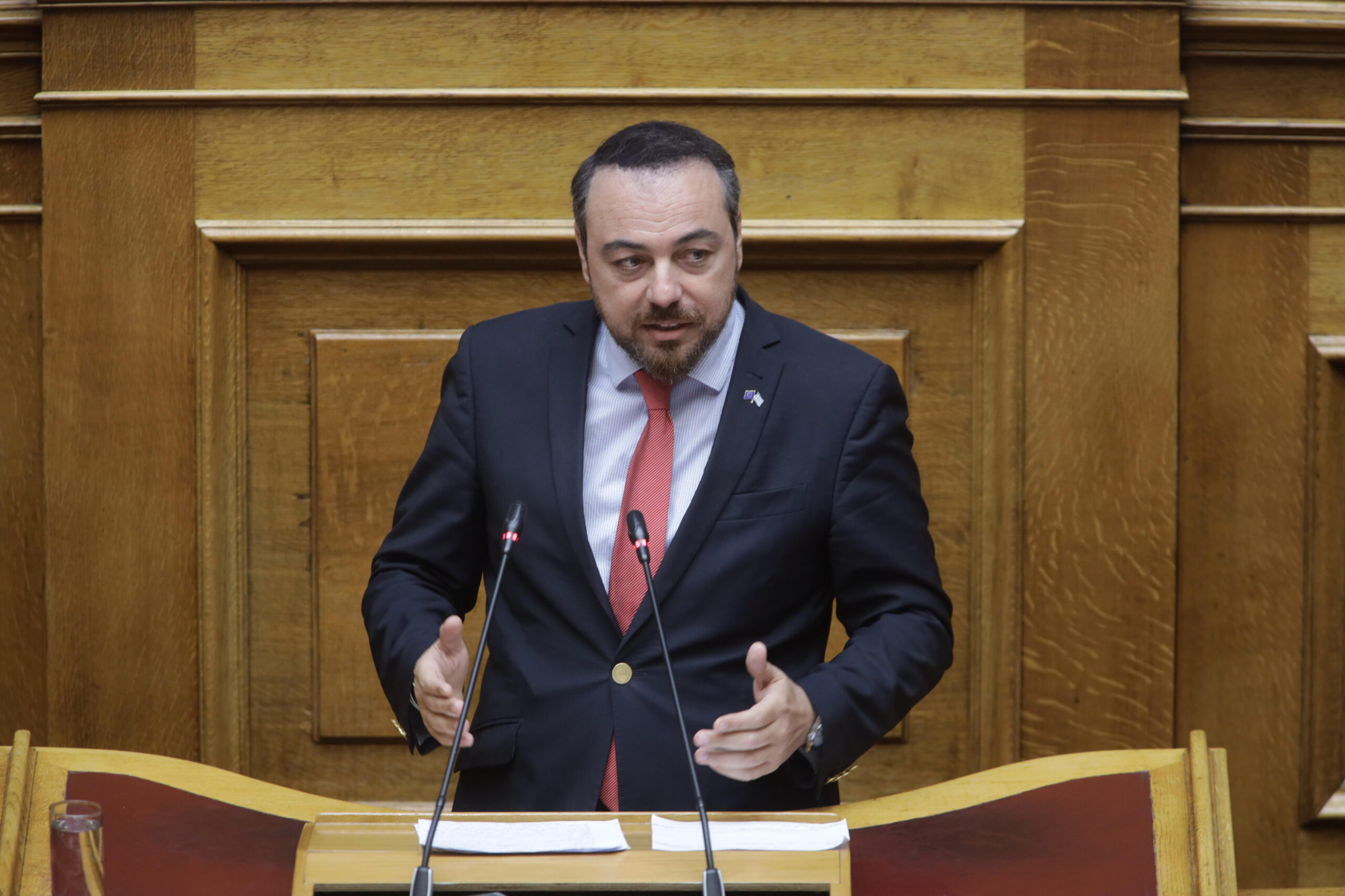 «Τρίμηνη διαβούλευση και πιθανό λουκέτο για τα ΕΛΤΑ στην Αγία Βαρβάρα», απαντά το Υπουργείο Ψηφιακής Διακυβέρνησης στον Φραγκίσκο Παρασύρη