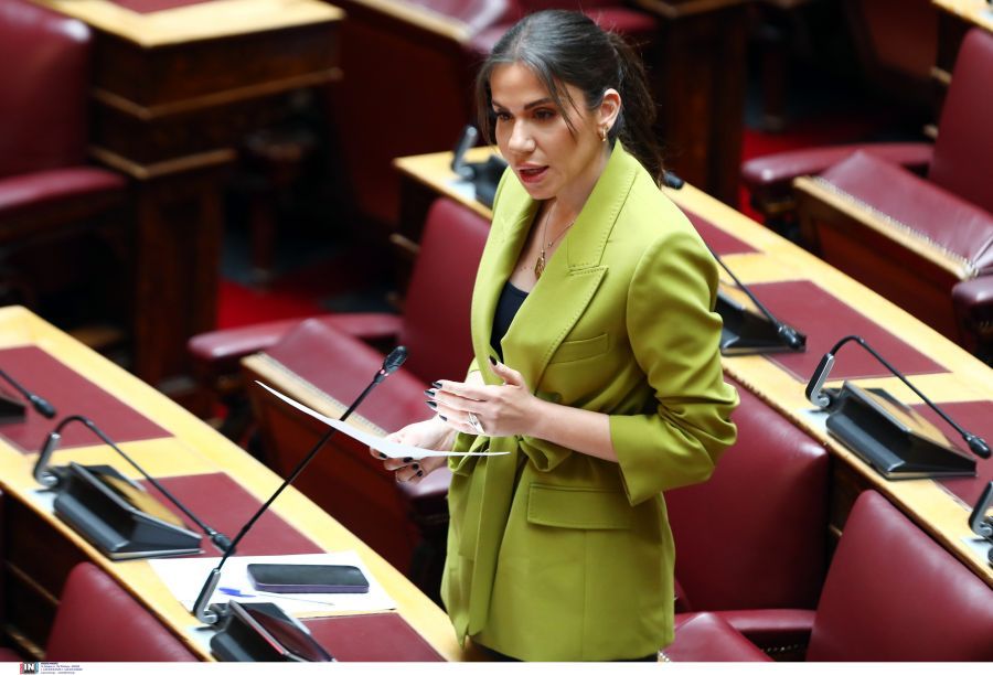 Βατσινά: Ανάγκη στρατηγικής για θεματικό και υπαίθριο τουρισμό στην Κρήτη – Στόχος ο τουρισμός 12 μηνών