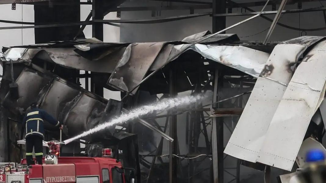 Τραγωδία στο εργοστάσιο «Βιολάντα»: Με δείγμα DNA η ταυτοποίηση των σορών