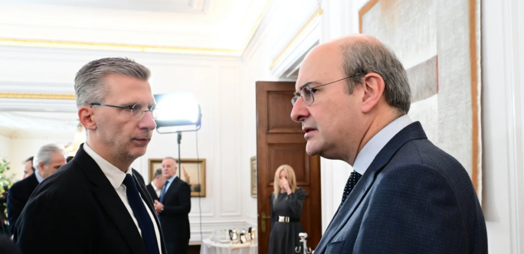 Χατζηδάκης και Σκέρτσος κάνουν τον απολογισμό του 2025