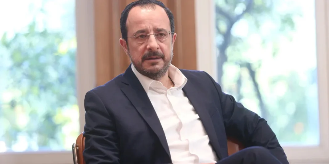 Ποια είναι η «Emily» που διέρρευσε το επίμαχο βίντεο στην Κύπρο – Τι δείχνει η ανάλυση του προφίλ