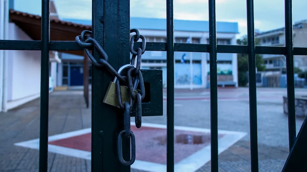 Κακοκαιρία: Κλειστά αύριο όλα τα σχολεία της Αττικής