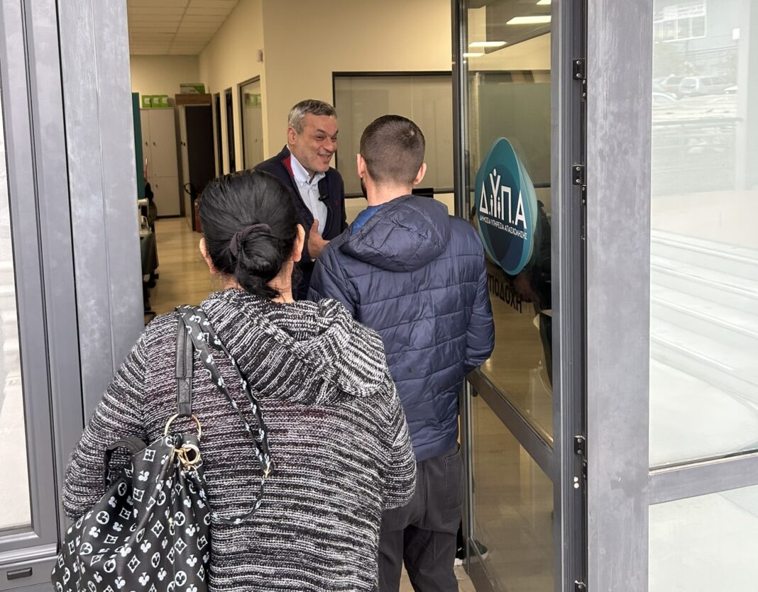 Στο πλευρό των ξενοδοχοϋπαλλήλων ο Χάρης Μαμουλάκης