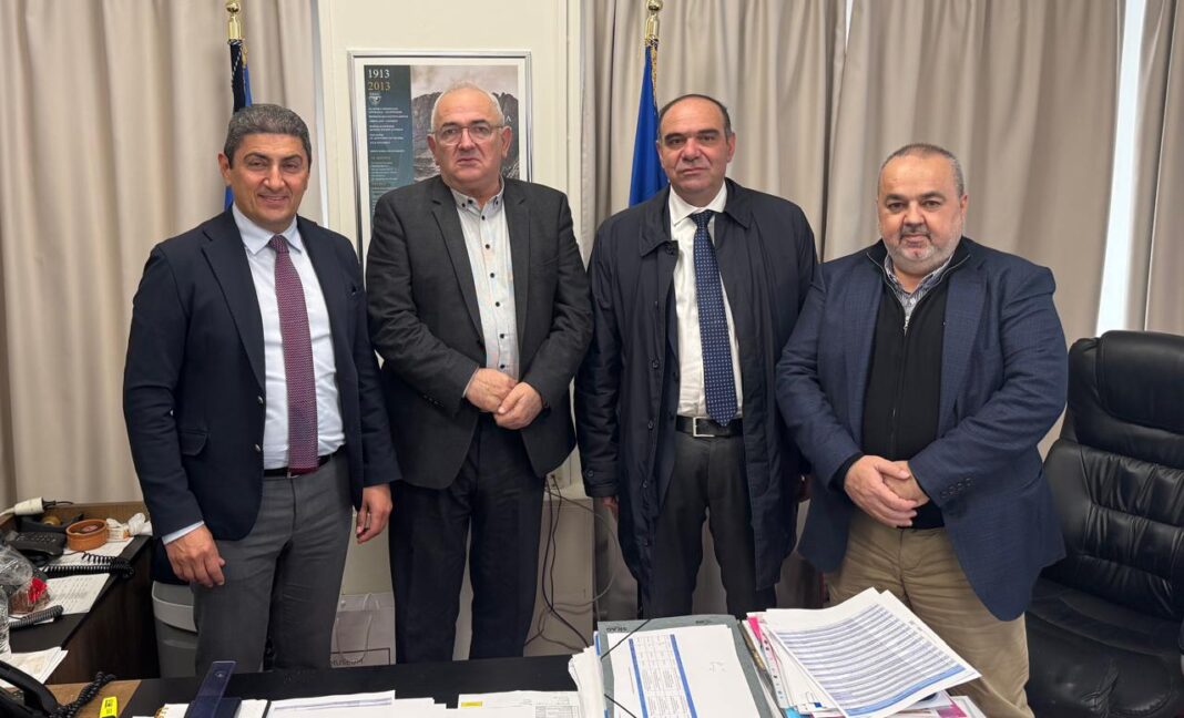 Στον γενικό γραμματέα του υπουργείου Εσωτερικών με τον δ. Αρχανών Αστερουσίων ο Λ. Αυγενάκης