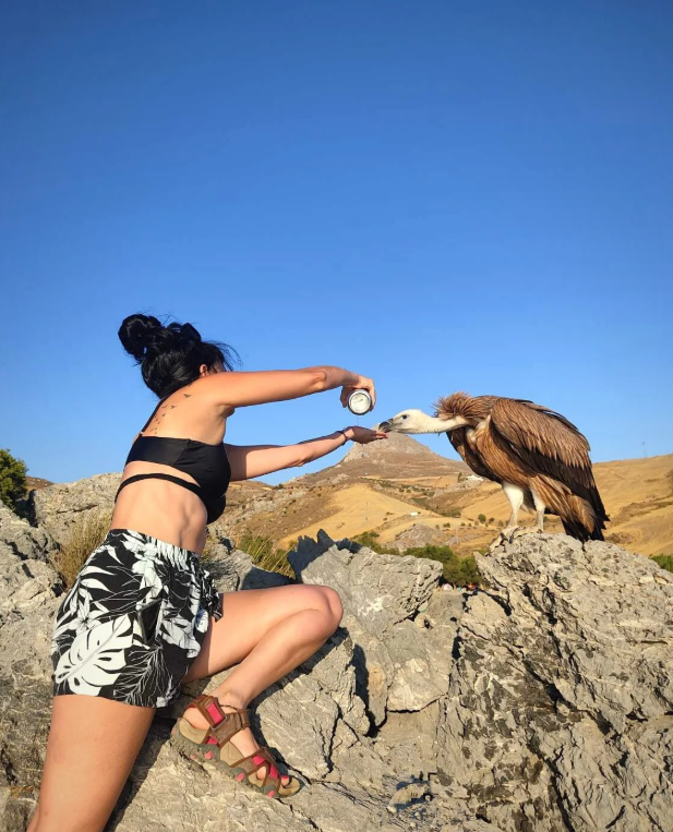 Γύρισε στο χωριό της και έστησε το πρώτο hide άγριας ζωής στην Κρήτη!